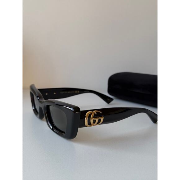 NEW Gucci GG1827S Black Cat Eye Sunglasses - Picture 3 of 6